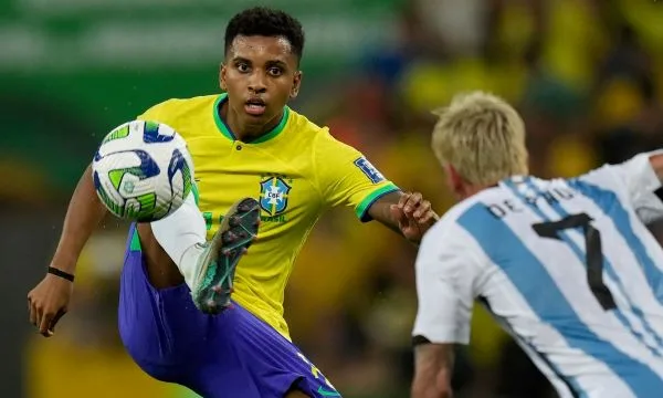 被譽為隱形殺手的羅德里戈披上巴西隊戰袍