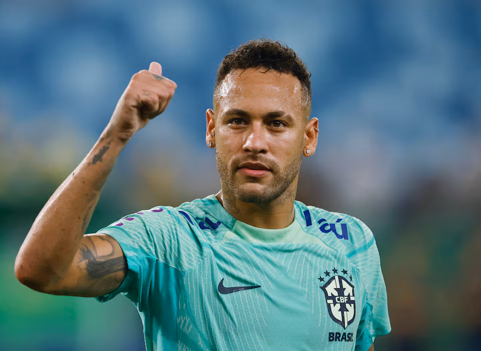 2025年2月1日，「王子回來了」桑托斯歡呼內馬爾（Neymar）的回歸。
