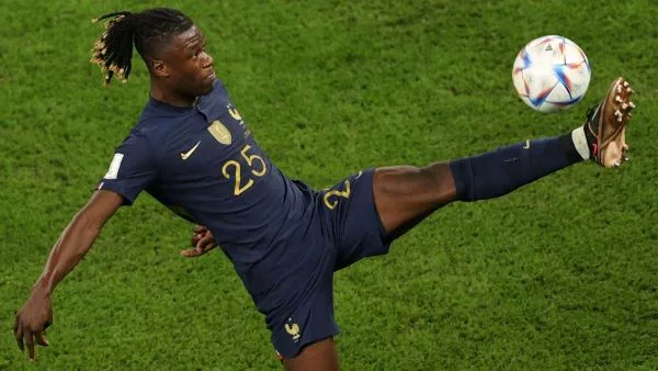 卡馬文加與楚阿梅尼的互補讓法國免於失序