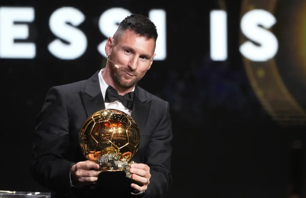 2023年10月梅西贏得第八座金球獎。
